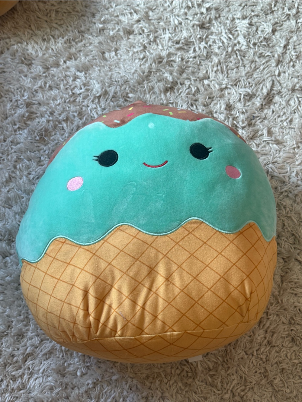 Maya the mint ice cream squishmallow